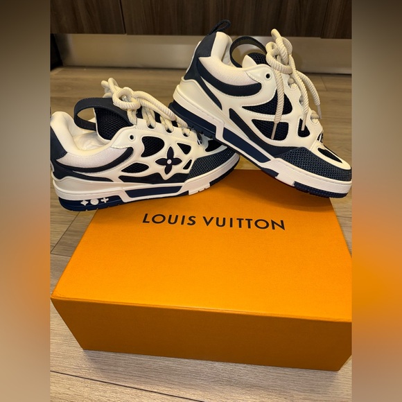 LV Skate Marine Blue Sneakers US M 10 | 100% Authentic Traded to Us in-store ✅ - Picture 3 of 13